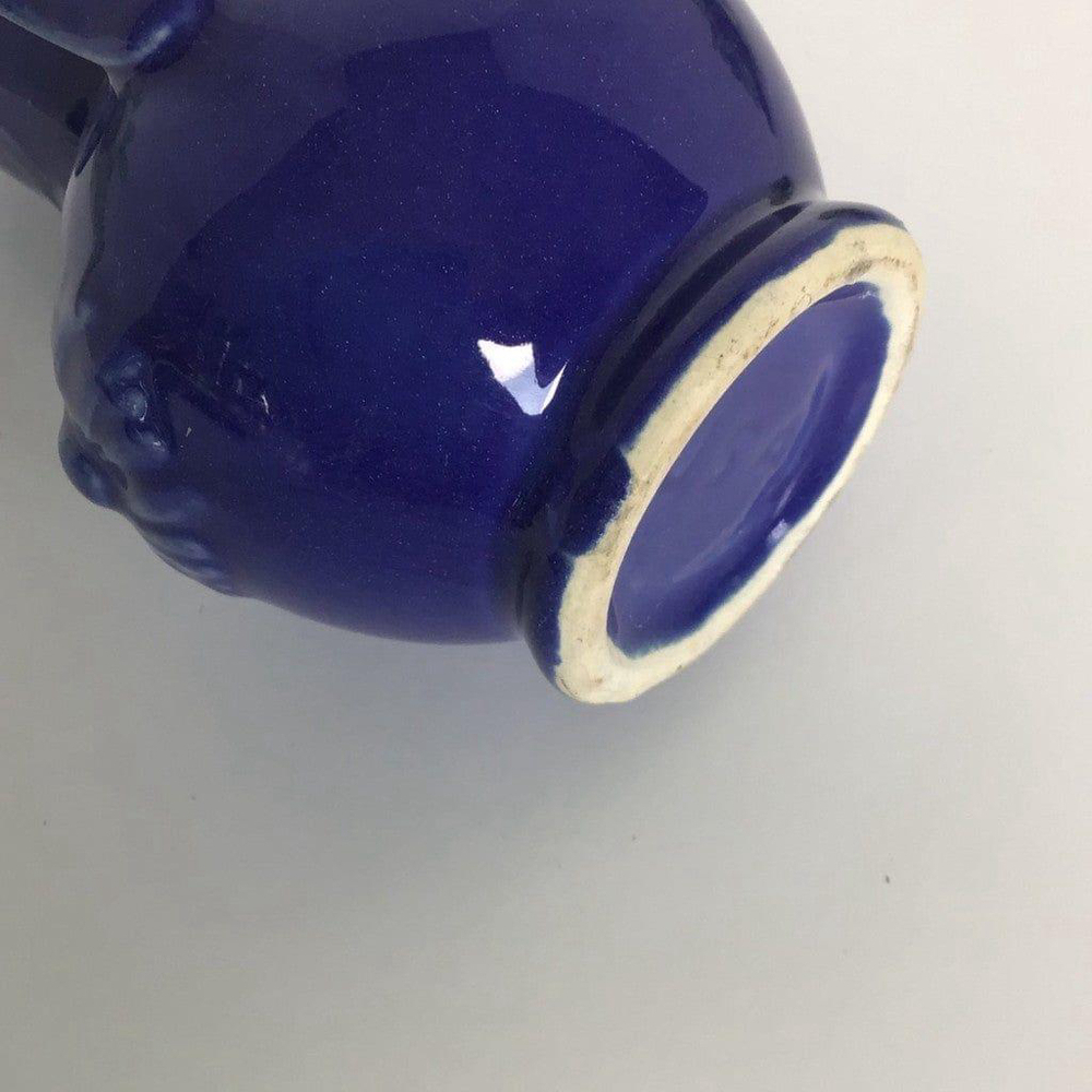 Vintage Shawnee Colbalt Vase with Embossed Flowers - Picture 6 of 7